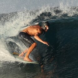 SIMBA Surf Wassersport Helm Sentinel S Schwarzgrau