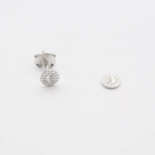 Jewelberry Stecker Moon on a Disc Silber