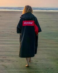 DRYROBE Advance Short Sleeve Schwarz Rot M
