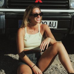 Oxbow Sativa Crop Top Yellow Stone