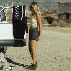 Oxbow Sativa Crop Top Yellow Stone