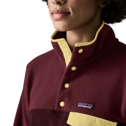 Patagonia Ws Lightweight Synchilla Snap-T Fleece Pullover...
